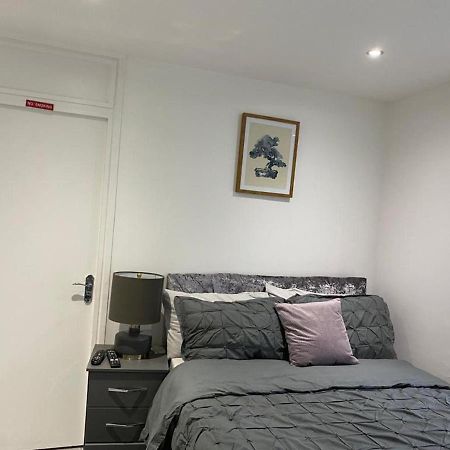 Luxurious 2-Bed Apartment In Woolwich London Luaran gambar