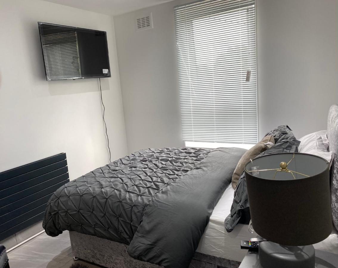 Luxurious 2-Bed Apartment In Woolwich London Luaran gambar