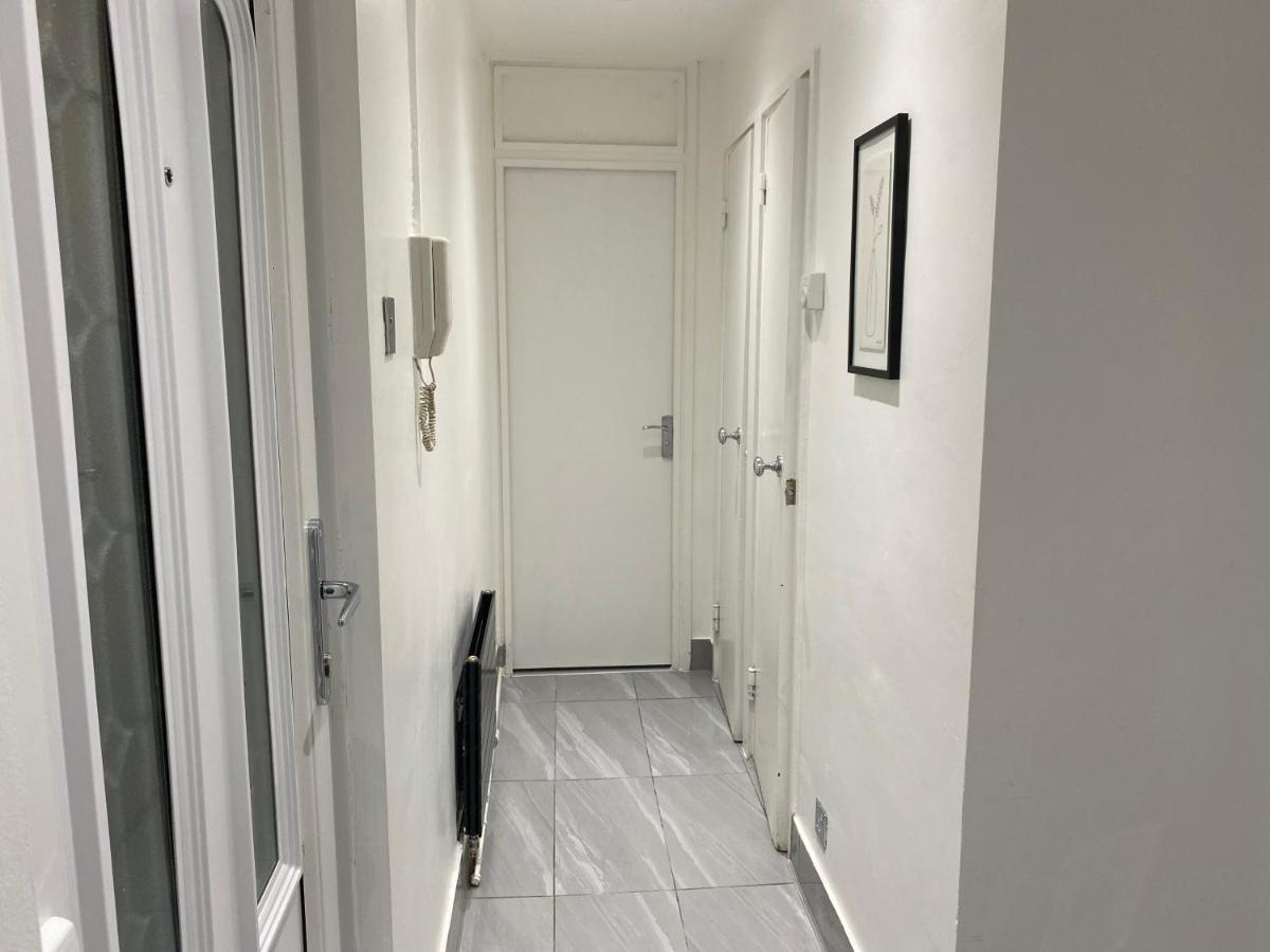 Luxurious 2-Bed Apartment In Woolwich London Luaran gambar