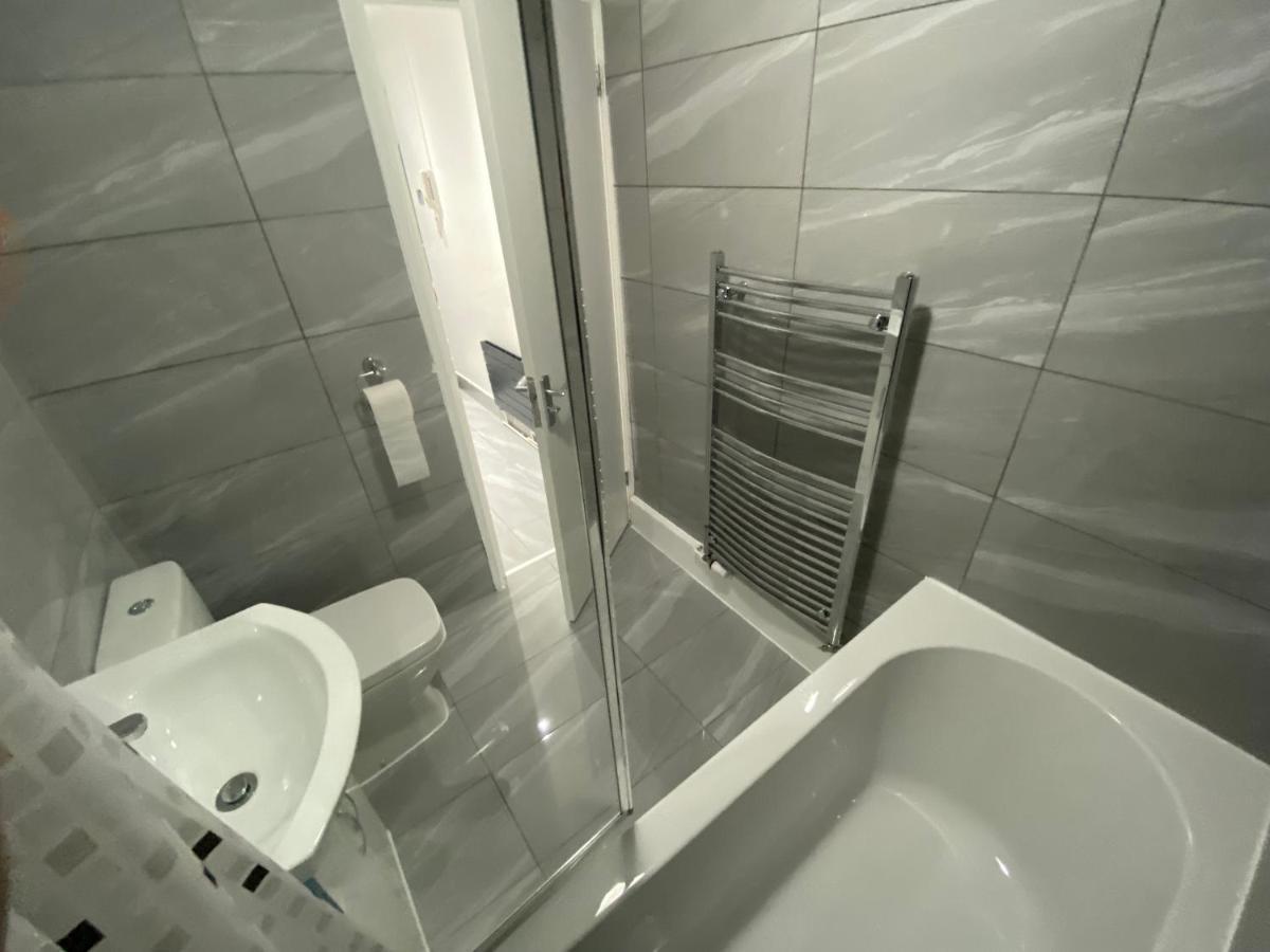 Luxurious 2-Bed Apartment In Woolwich London Luaran gambar