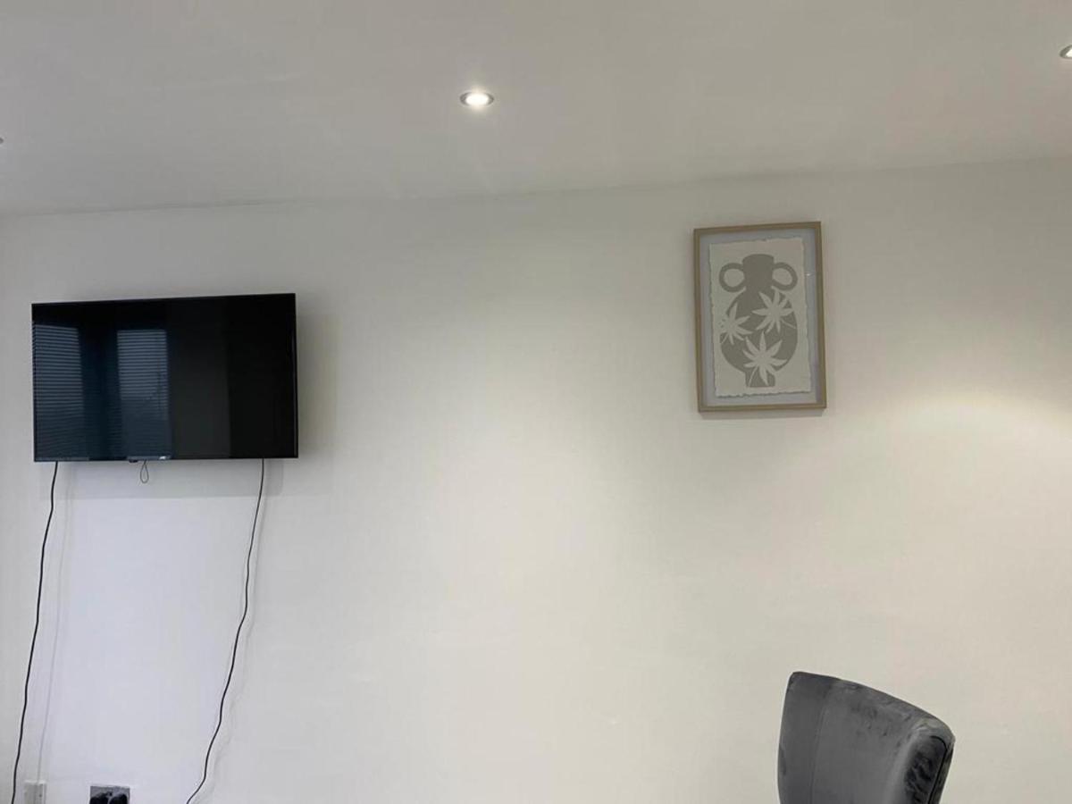 Luxurious 2-Bed Apartment In Woolwich London Luaran gambar