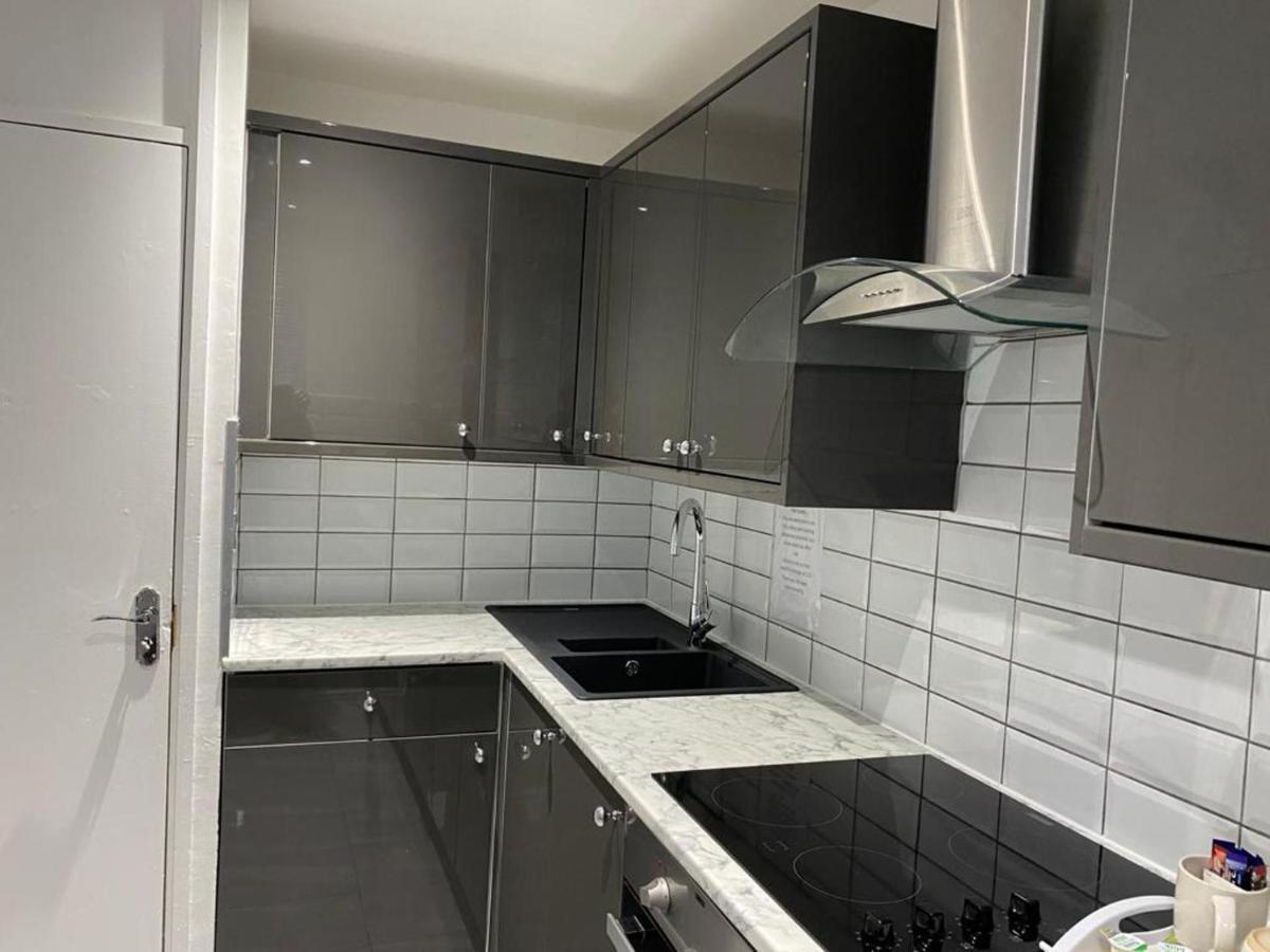 Luxurious 2-Bed Apartment In Woolwich London Luaran gambar